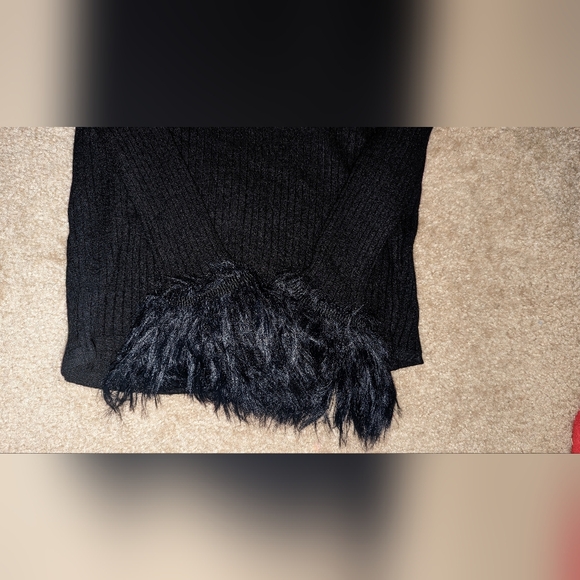 NWT, Black, feather fringed long sleeve, scoop back sweater- women's size large - Picture 2 of 6